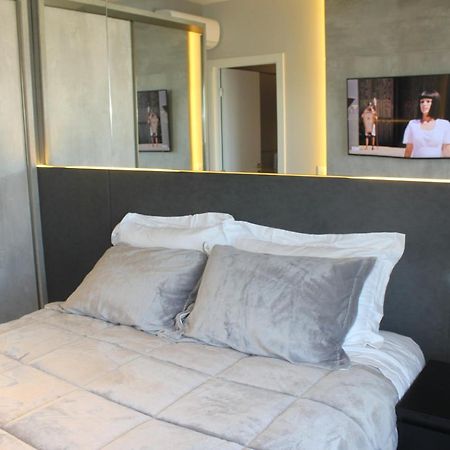 Myhome - Suite De Luxo Proximo Ao Shopping Iguatemi E Consulado Americano ปอร์โตอัลเลเกร ภายนอก รูปภาพ