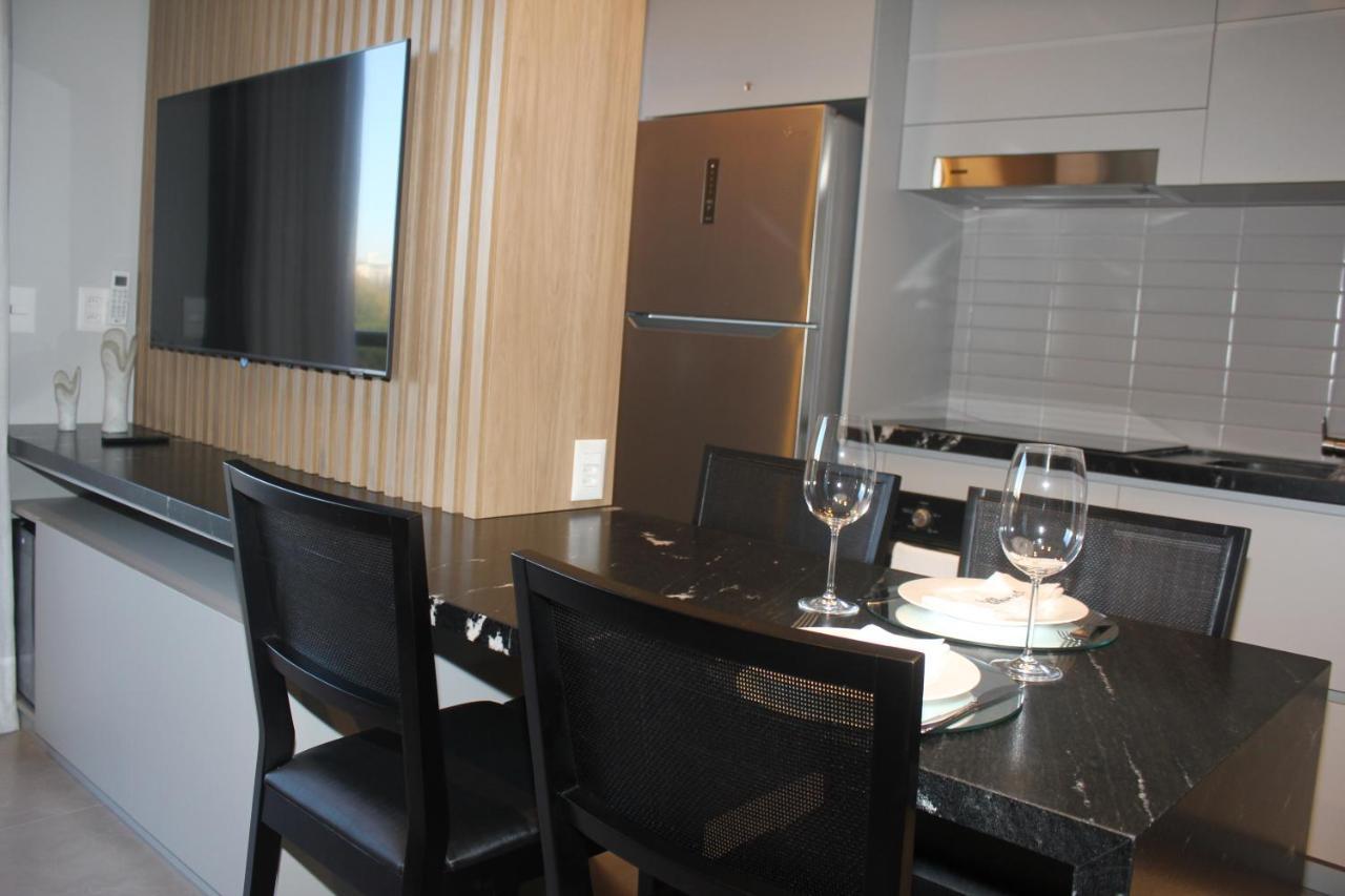 Myhome - Suite De Luxo Proximo Ao Shopping Iguatemi E Consulado Americano ปอร์โตอัลเลเกร ภายนอก รูปภาพ